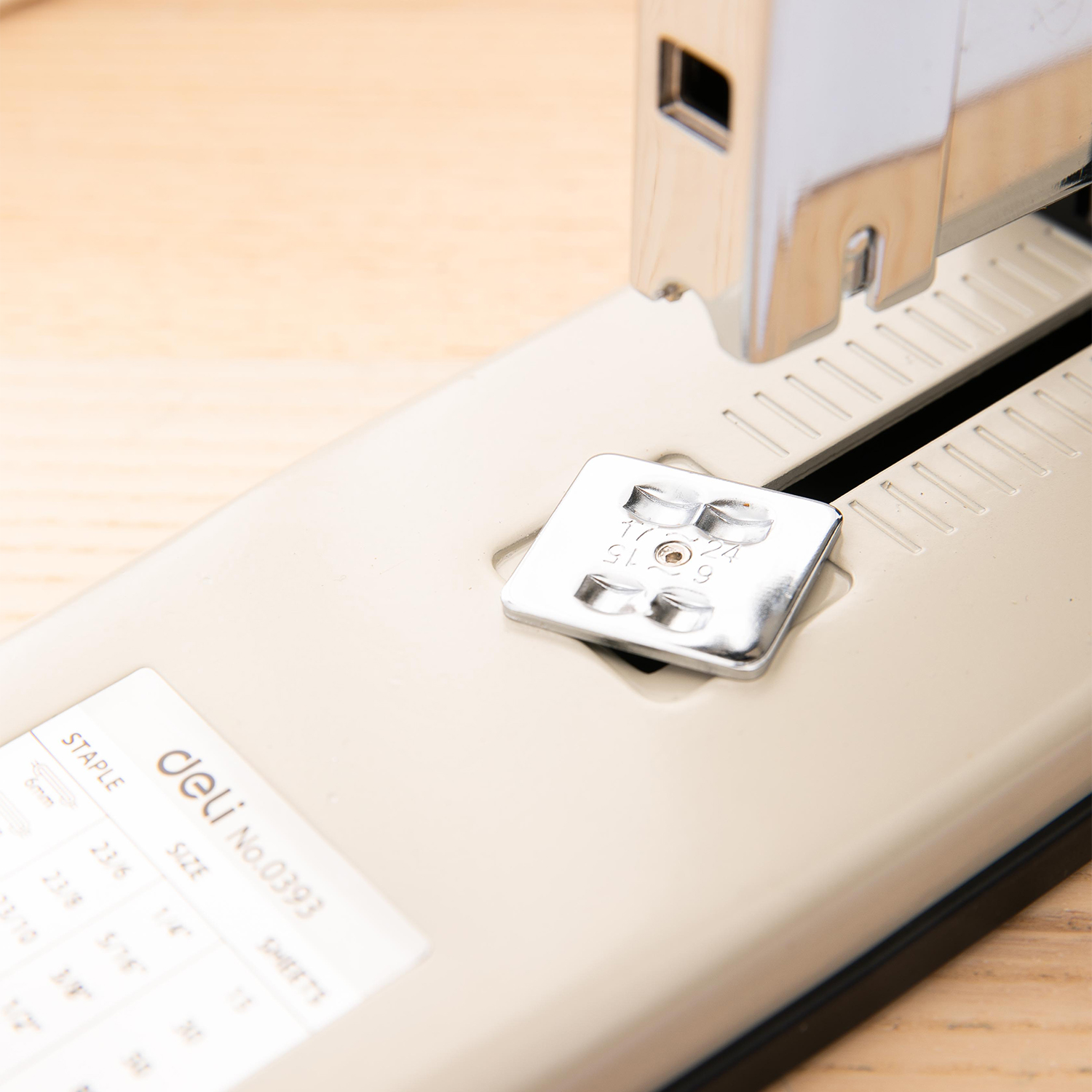 Deli-E0393 Heavy Duty Stapler