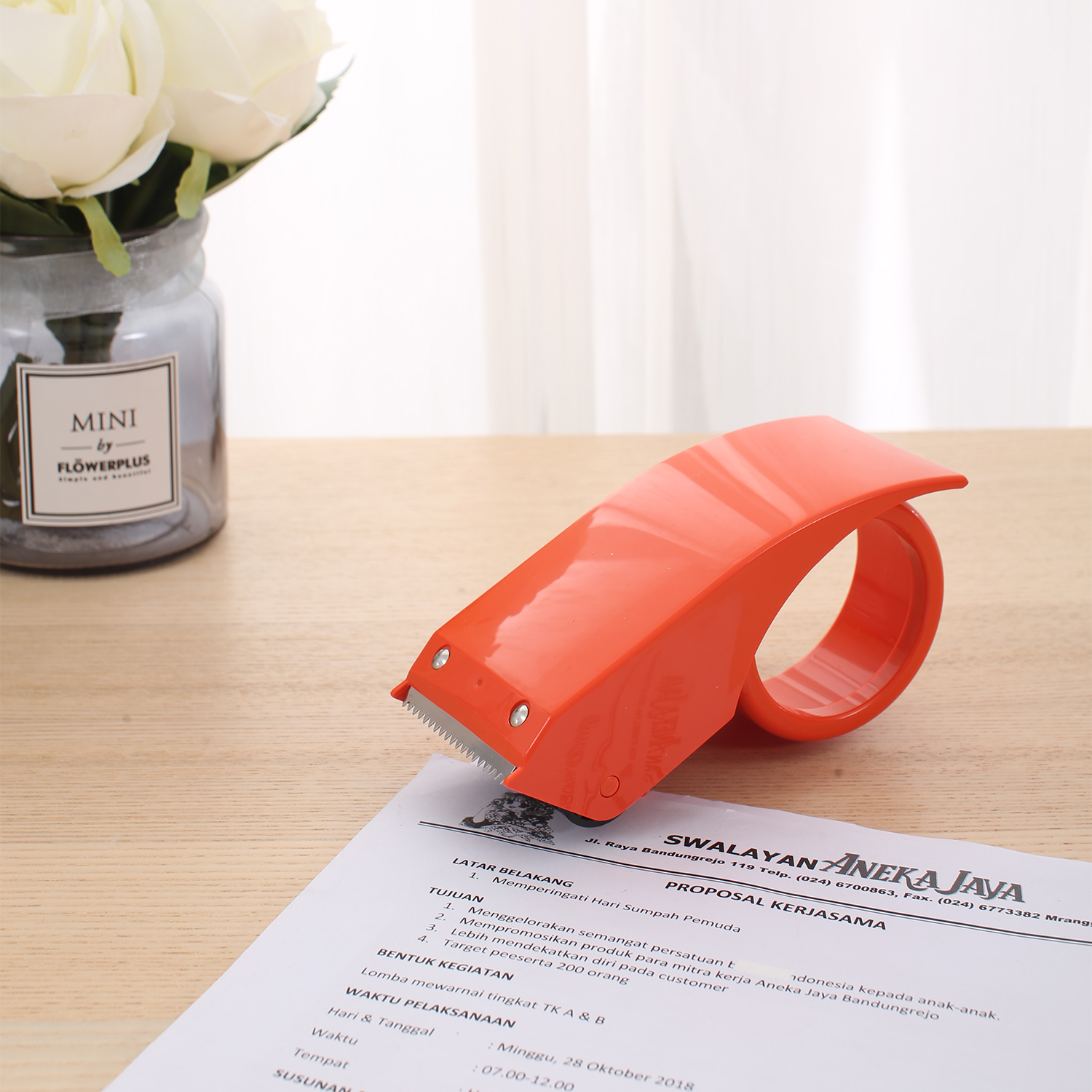Deli-E801 Packing Tape Dispenser
