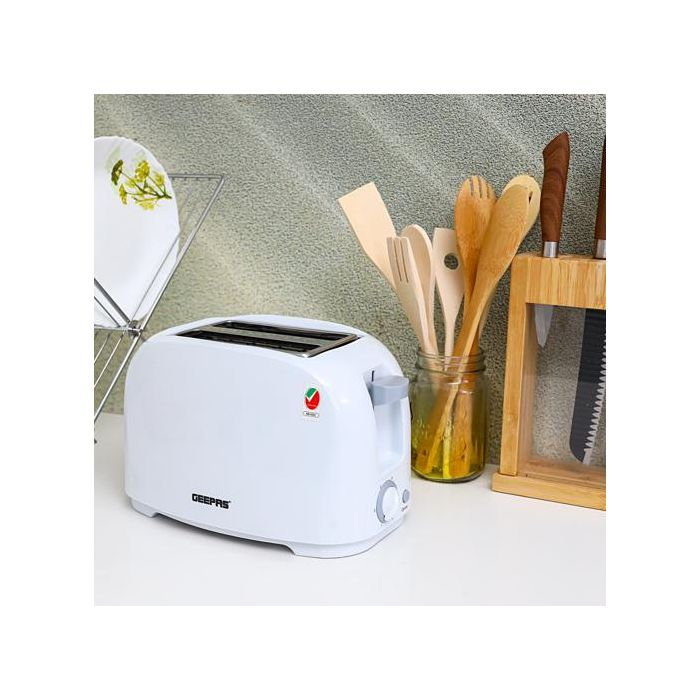 Geepas GBT36515 2 Slice Bread Toaster