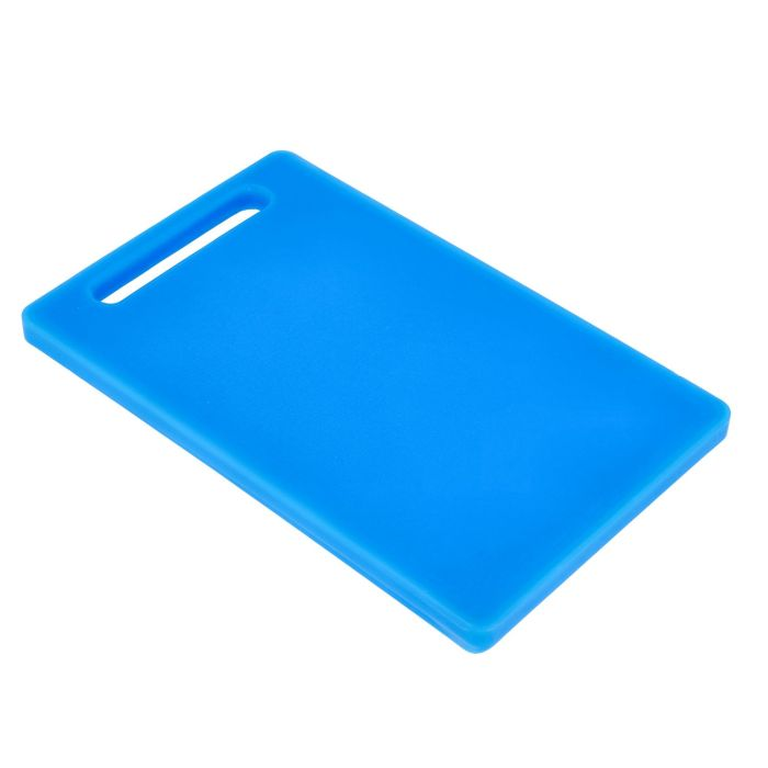 Classic Cutting Board, Polyethylene, RF10283 | Chopping Board | Non-Absorbent, Odorless & Non-Toxic | Crack/Chip Resistant | Easy Grip Handle