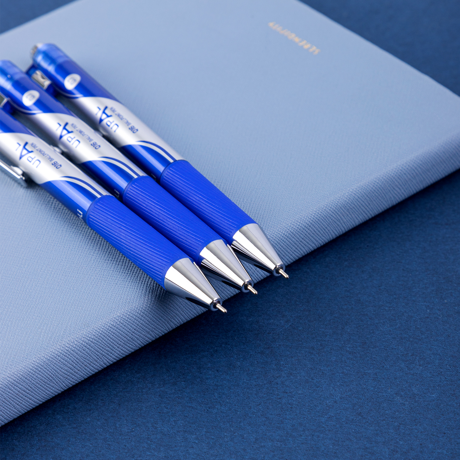 Deli-EQ16-BL Ball Point Pen