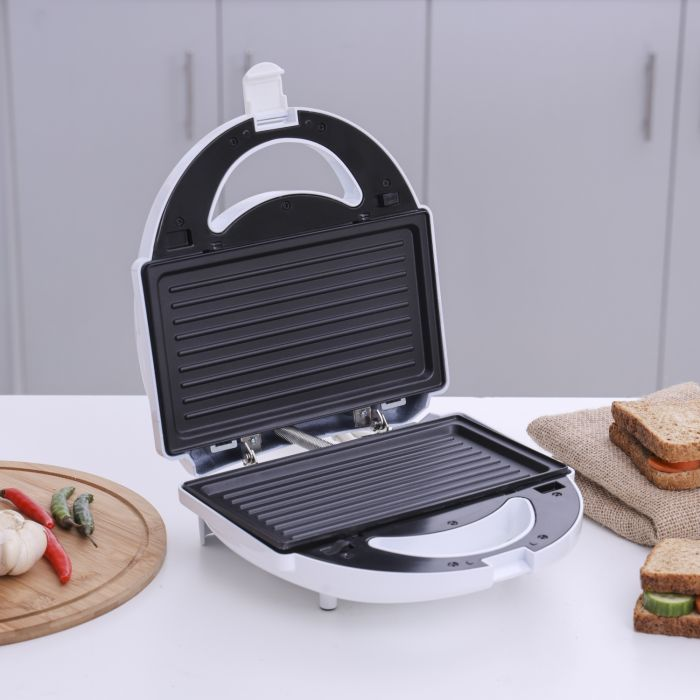 Geepas Multi Snack Maker - Cooks Delicious Crispy Sandwiches - Cool Touch Handle, Automatic Temperature Control And Detachable Sandwich Toaster - Breakfast Sandwiches & Cheese Snack