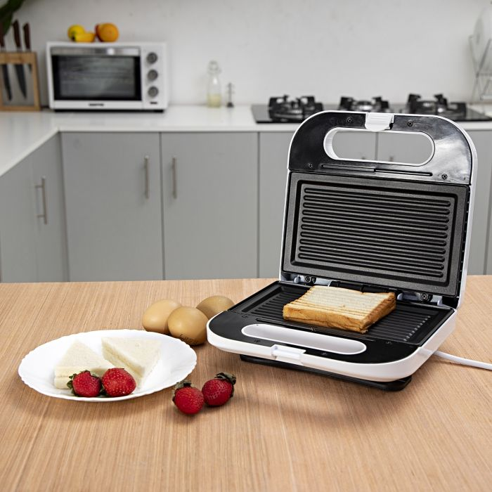 Geepas 2 Slice Sandwich Toaster | Non-Stick Plates Grill Maker & Griddle Toasty Maker | Stainless Steel Panini Press, Cord-Warp For Storage | Ideal For Breakfast | 700W | 2 Year Warranty