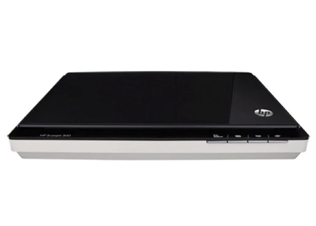HP Scanjet 300 Flatbed Photo Scanner - L2733A