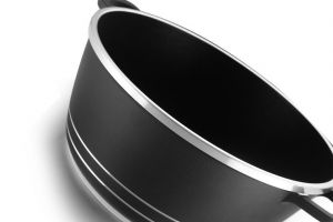 Royalford 40Cm Classic Plus Casserole With Glass Lid - Ceramic - Black