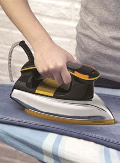 Dry Iron Heavy Weight 1200.0 W F550-B5 Black/Gold/White