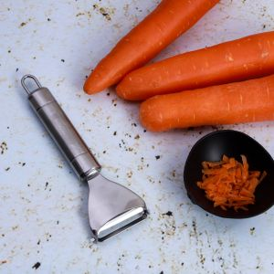 Royalford Triangular Peeler - Stainless Steel - Silver